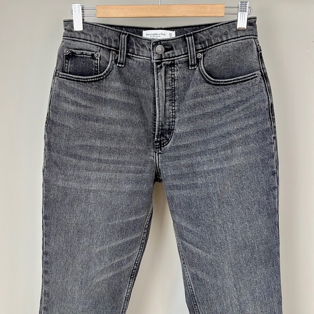 Abercrombie & Fitch The 90’s Skinny High Rise Jeans - Picture 3 of 13